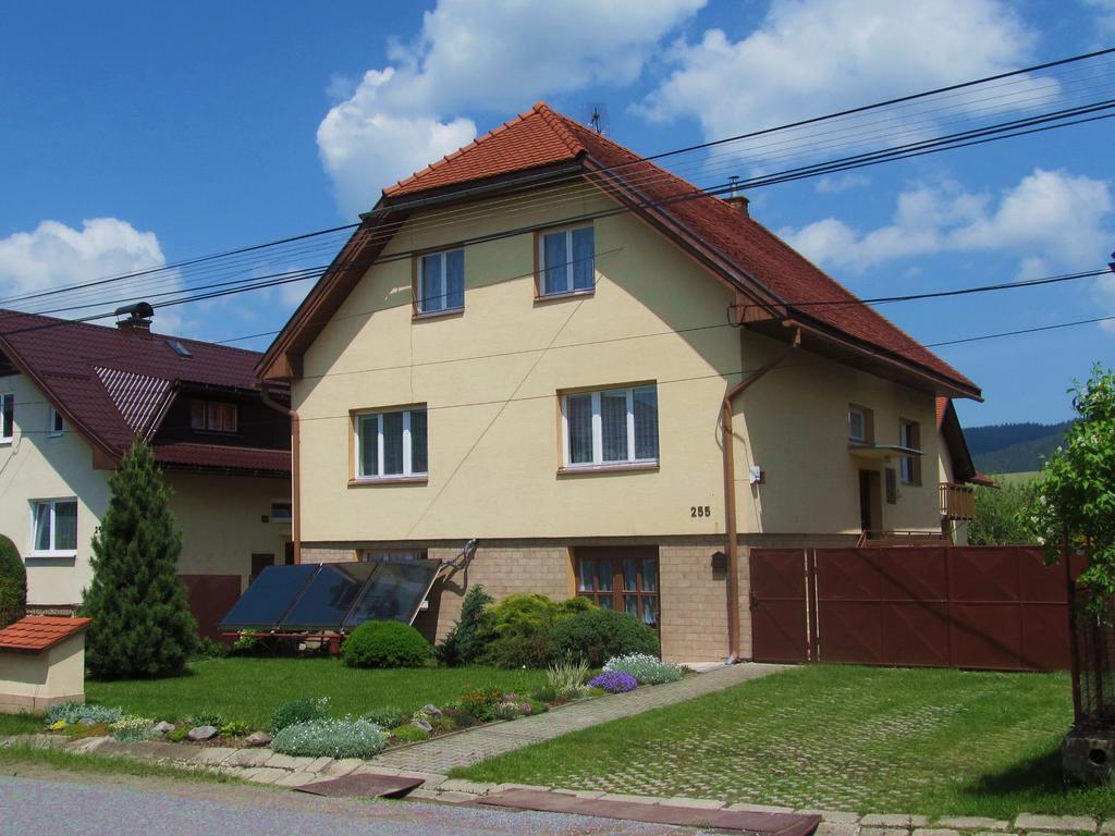 Privat Lubka Apartment Зуберец Екстериор снимка